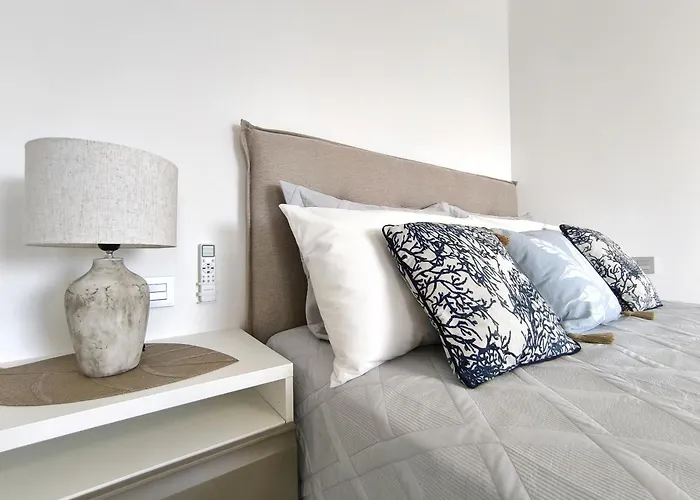 Parque Santiago Ii - Modern Americas - Heated Pool, 250m To The Apartament *