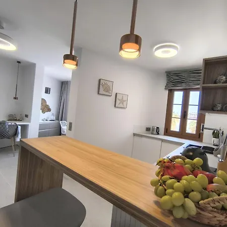 Parque Santiago Ii - Modern Americas - Heated Pool, 250m To The Apartament *